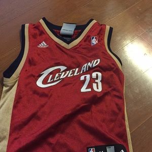 Cavs jersey